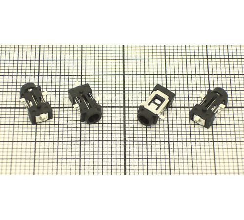 Разъем питания для планшета №6 (0.7х2.5мм)