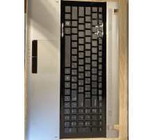 Клавиатура для ноутбука Samsung RV511, RV515, RV520 черная, верхняя панель в сборе